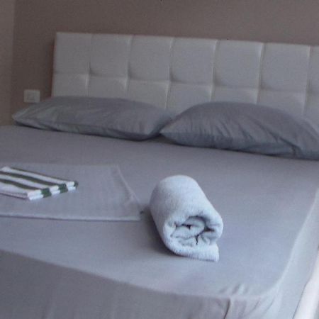 Shkoder Hotel Temali Kültér fotó