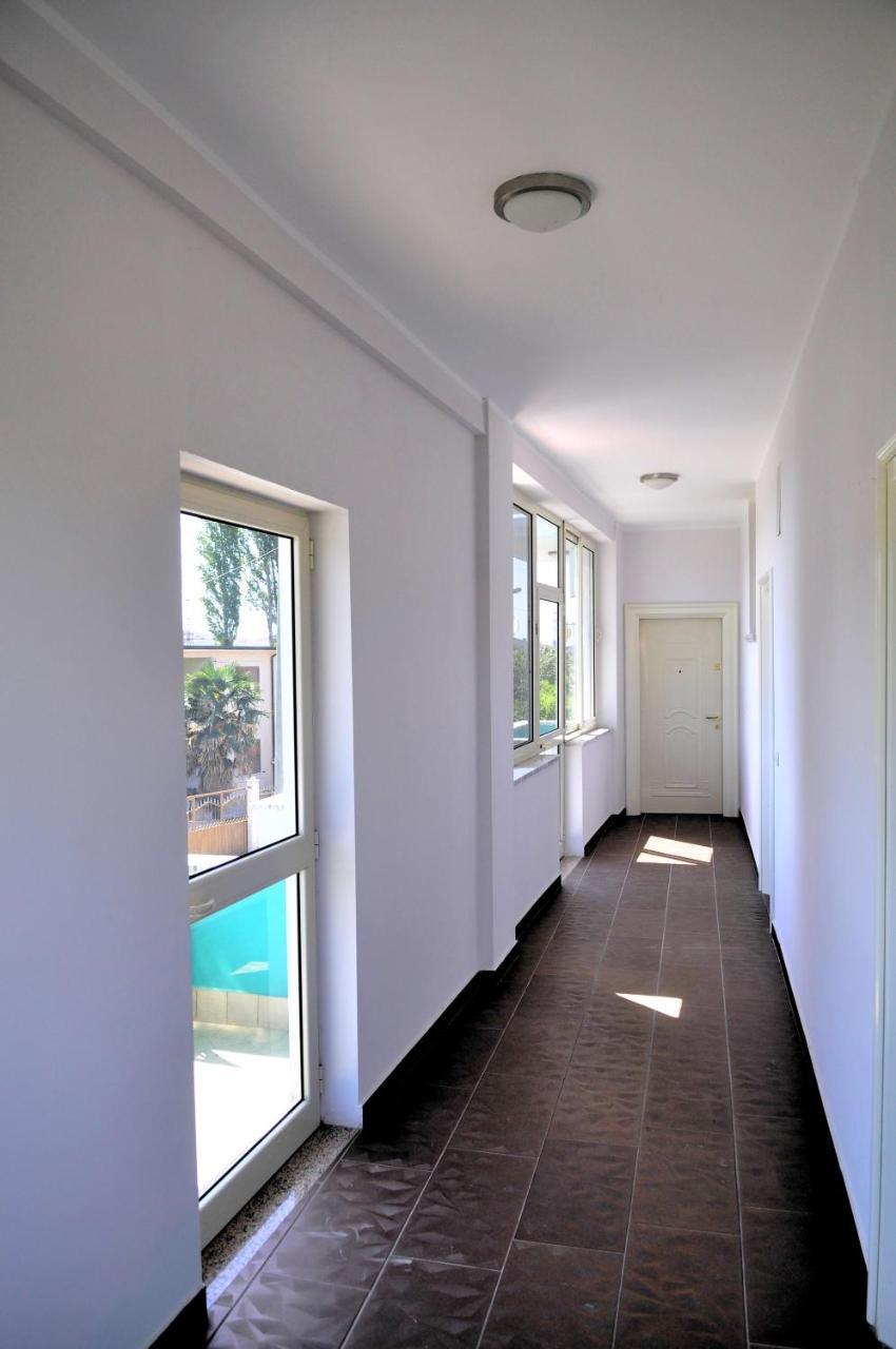 Shkoder Hotel Temali Kültér fotó