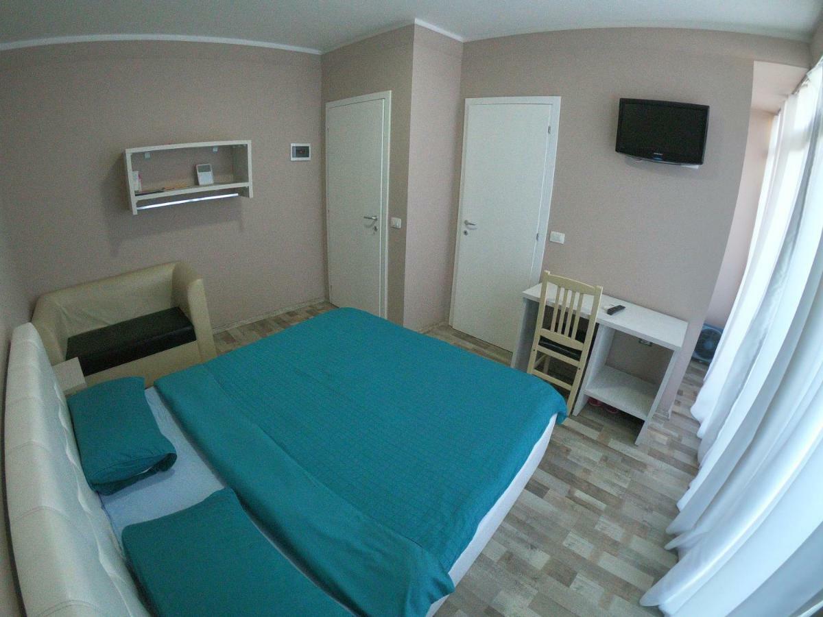 Shkoder Hotel Temali Kültér fotó